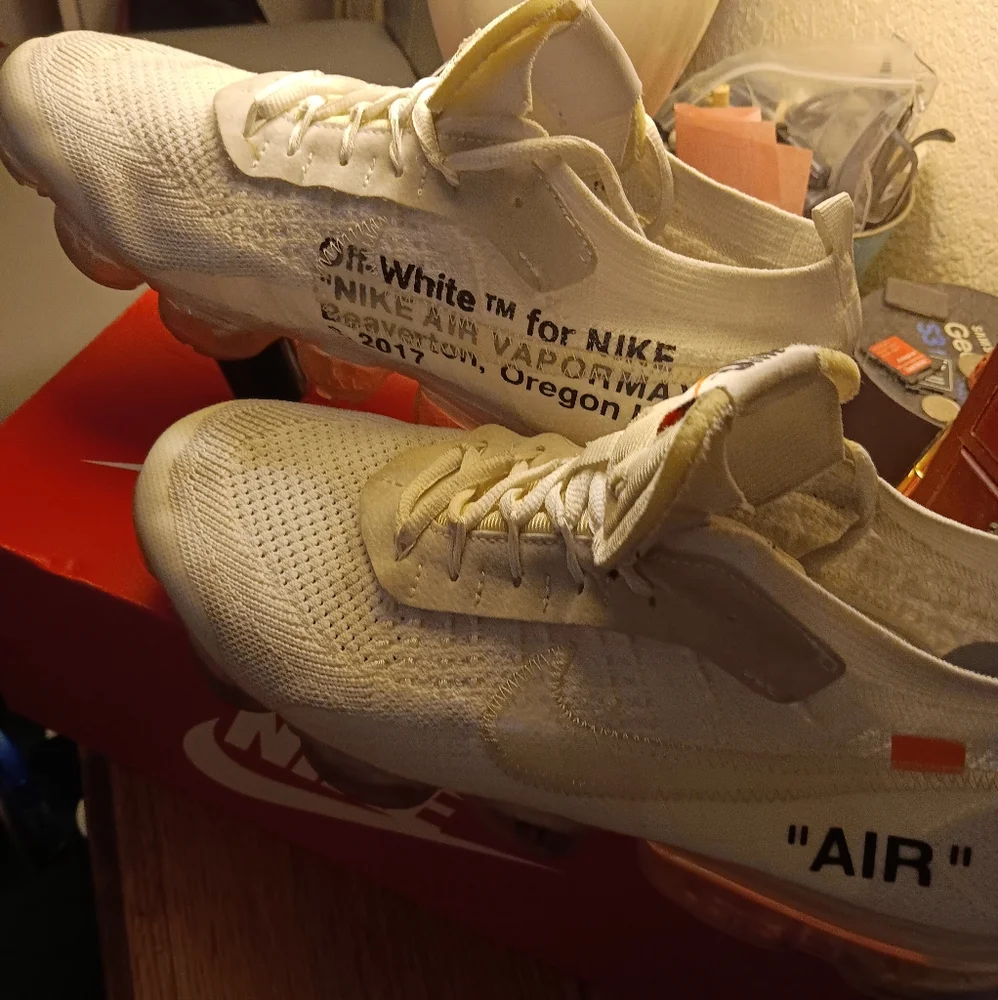 Nike x Off White Vapormax Flyknit Sneakers | Men's Size: 11 | Replacement Box - Picture 3 of 8